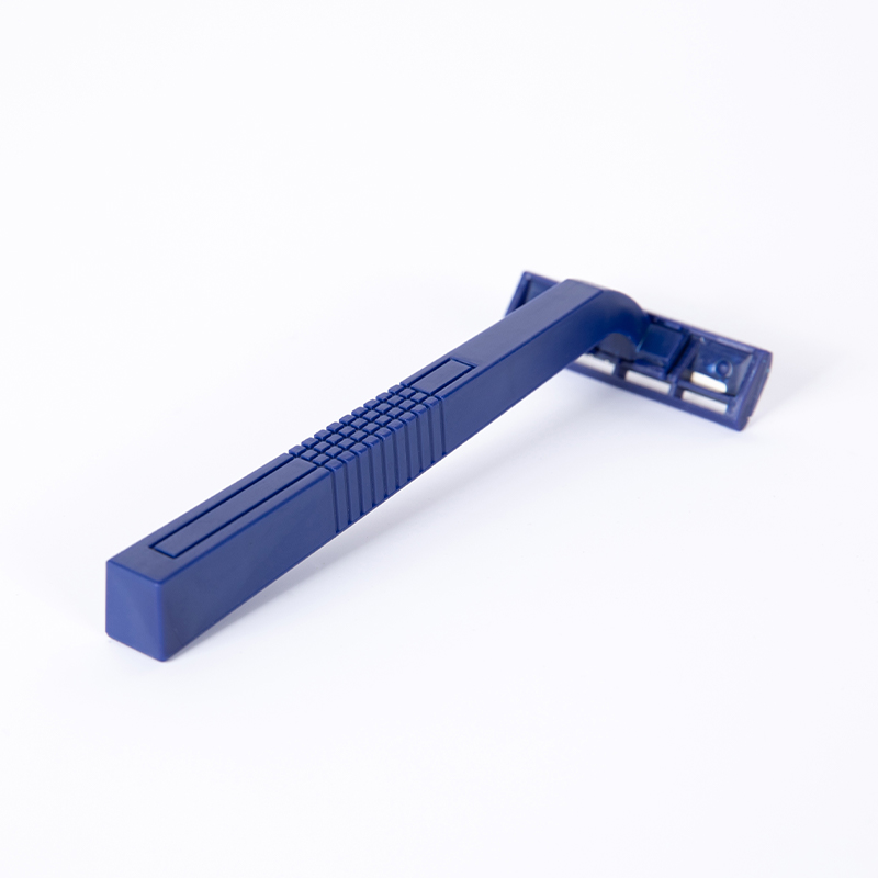 Jednočepelový jednorázový holicí strojek pro ženy